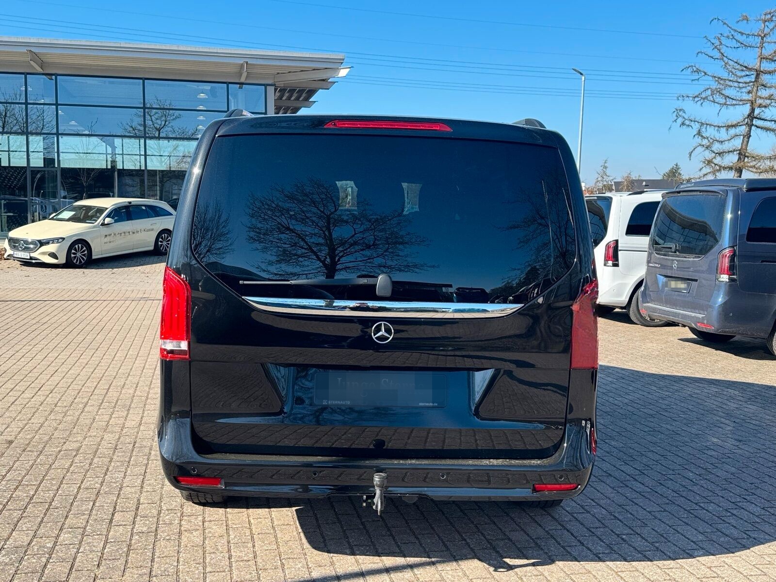 Mercedes-Benz V 300 d AVANTGARDE Lang DISTR. Navi LED AHK foto 5