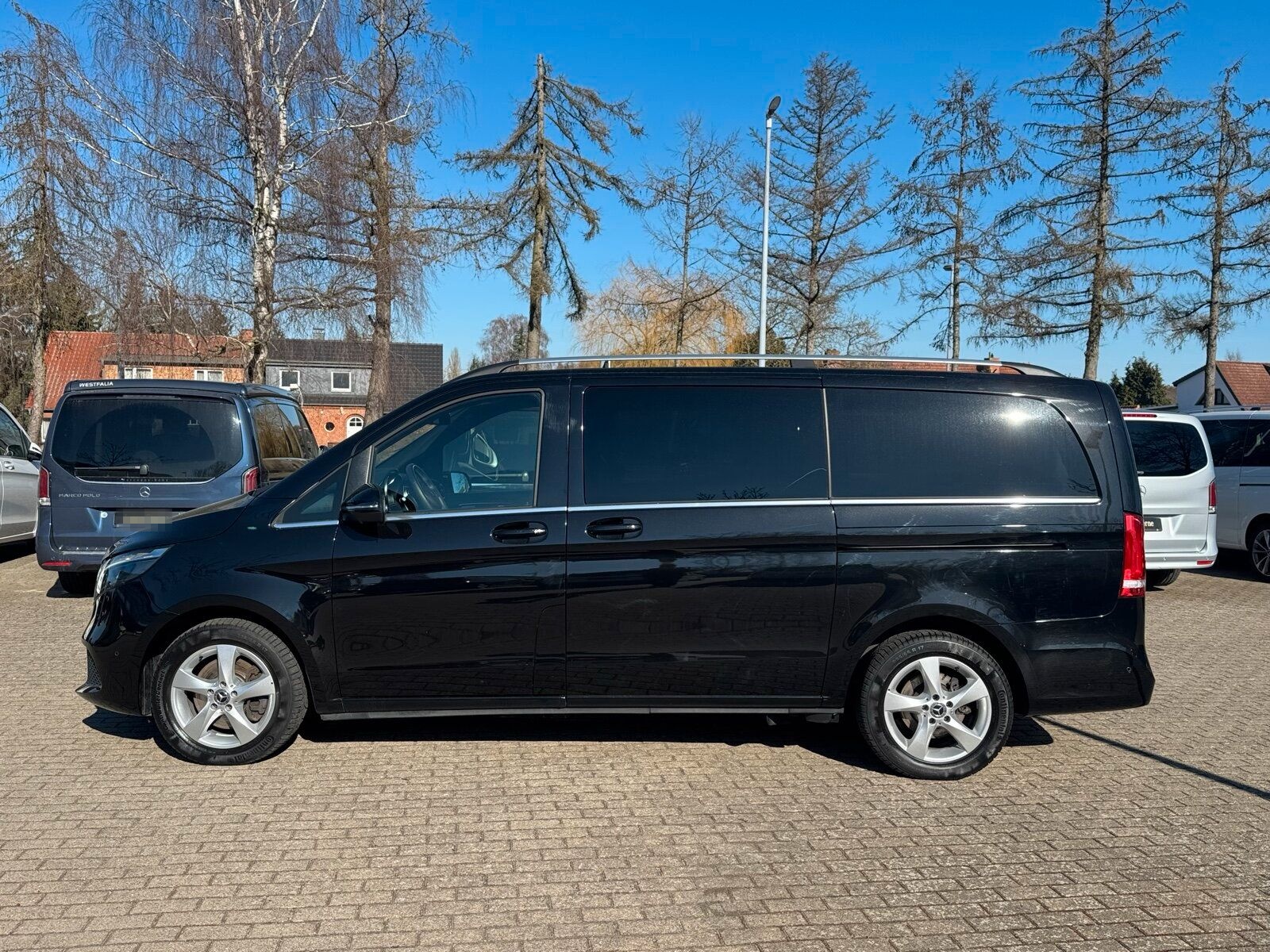 Mercedes-Benz V 300 d AVANTGARDE Lang DISTR. Navi LED AHK foto 7