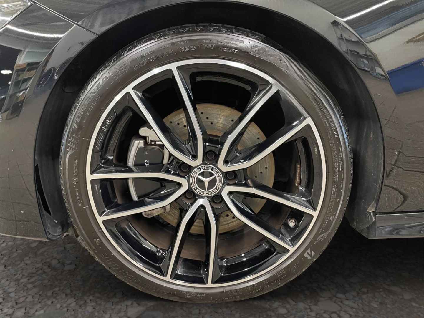 Mercedes-Benz CLA 200 d COUPE AMG NIGHT DISTR MULTIBEAM KAMERA foto 12
