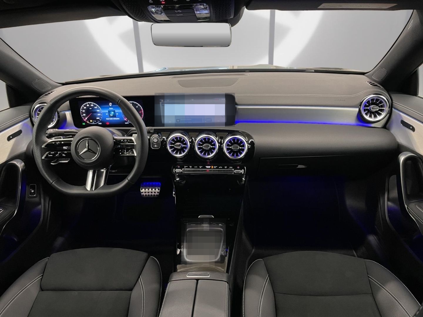 Mercedes-Benz CLA 200 d COUPE AMG NIGHT DISTR MULTIBEAM KAMERA foto 8
