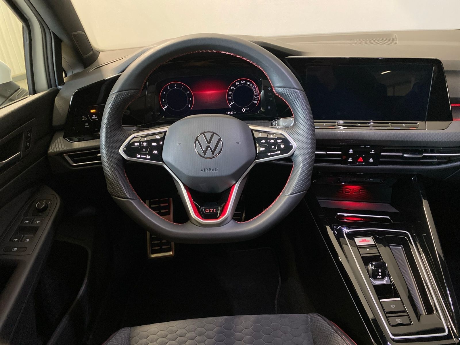Volkswagen Golf VIII GTI Clubsport*ACC*Navi*DSG*LED foto 6