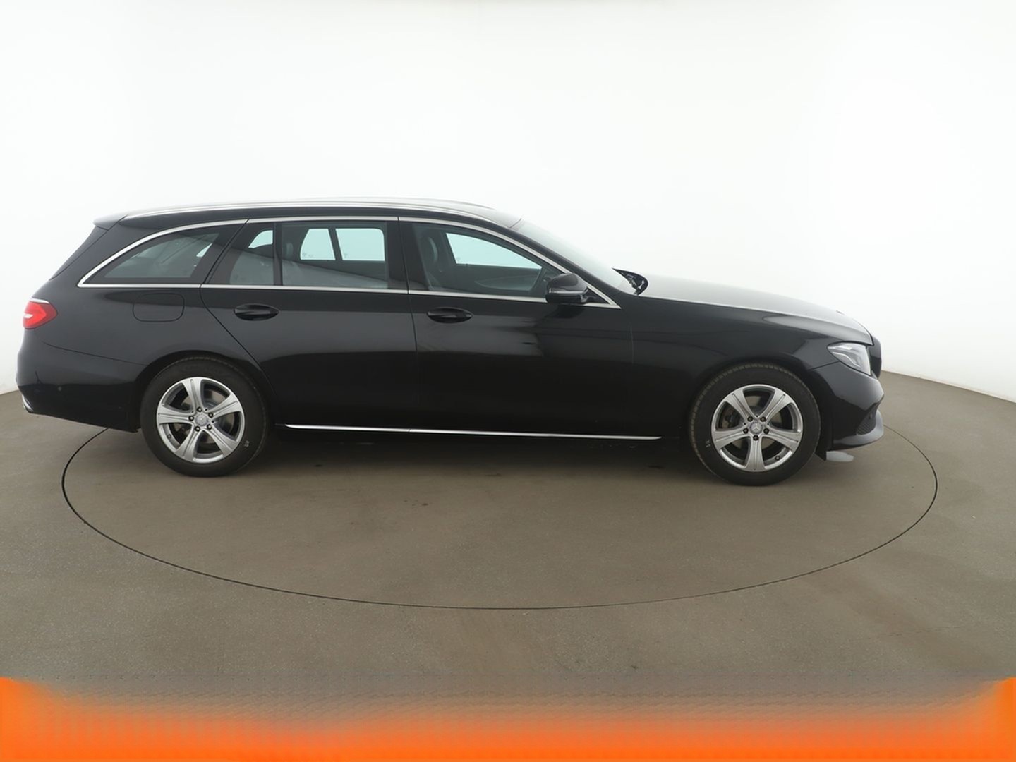 Mercedes-Benz E-Klasse E 200 T Avantgarde Aut.*NAVI*360*SHZ* foto 7