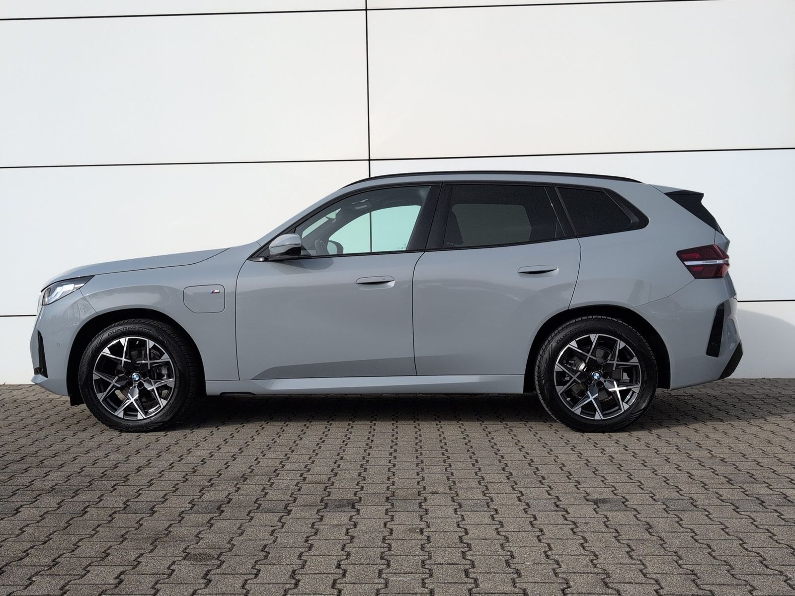 BMW X3 30e xDrive M Sportpaket LenkHZ+AHK+Live Cockp foto 3