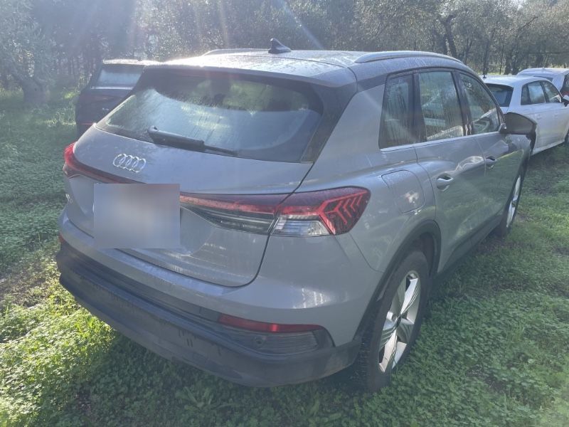 Audi Q4 e-tron LED PDC Sitzh Kimaautomatik Tempomat A foto 3