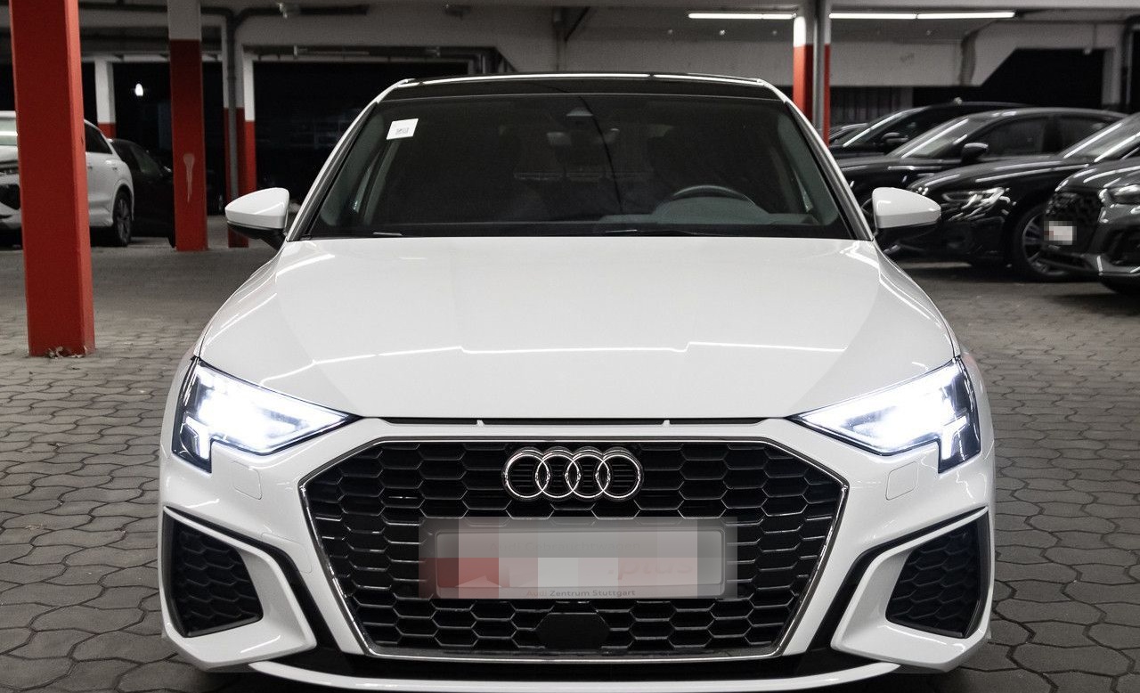 Audi A3 Sportback 35 TFSI S line LED Keyless Pano foto 12