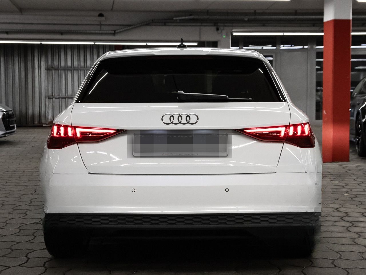 Audi A3 Sportback 35 TFSI S line LED Keyless Pano foto 7