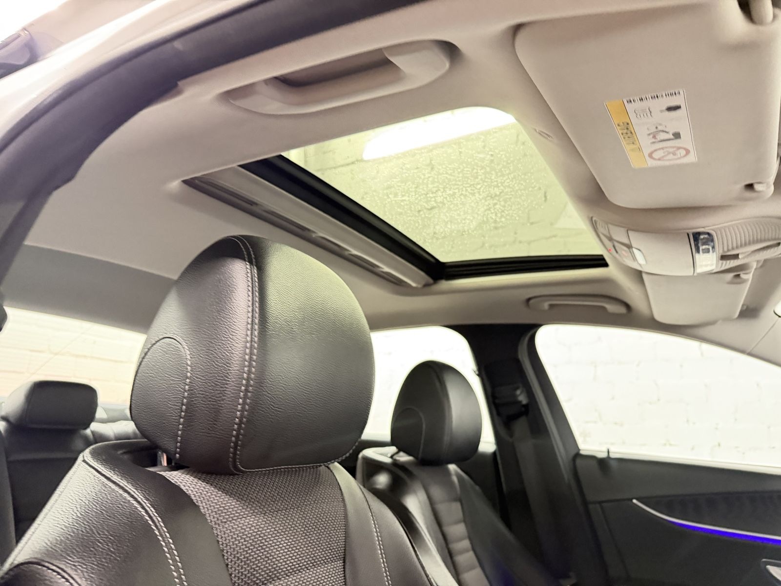 Mercedes-Benz E 250 9G-TR Avantgarde | LED | RFK | AMBIENTE foto 14