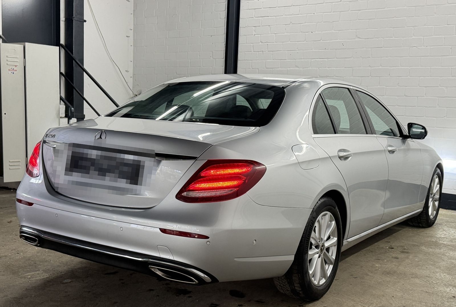 Mercedes-Benz E 250 9G-TR Avantgarde | LED | RFK | AMBIENTE foto 5