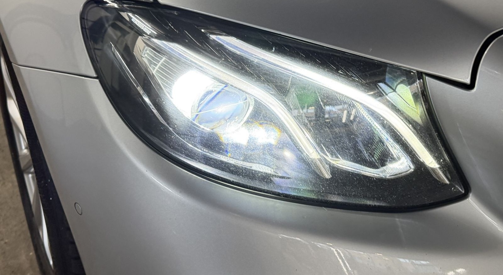 Mercedes-Benz E 250 9G-TR Avantgarde | LED | RFK | AMBIENTE foto 10