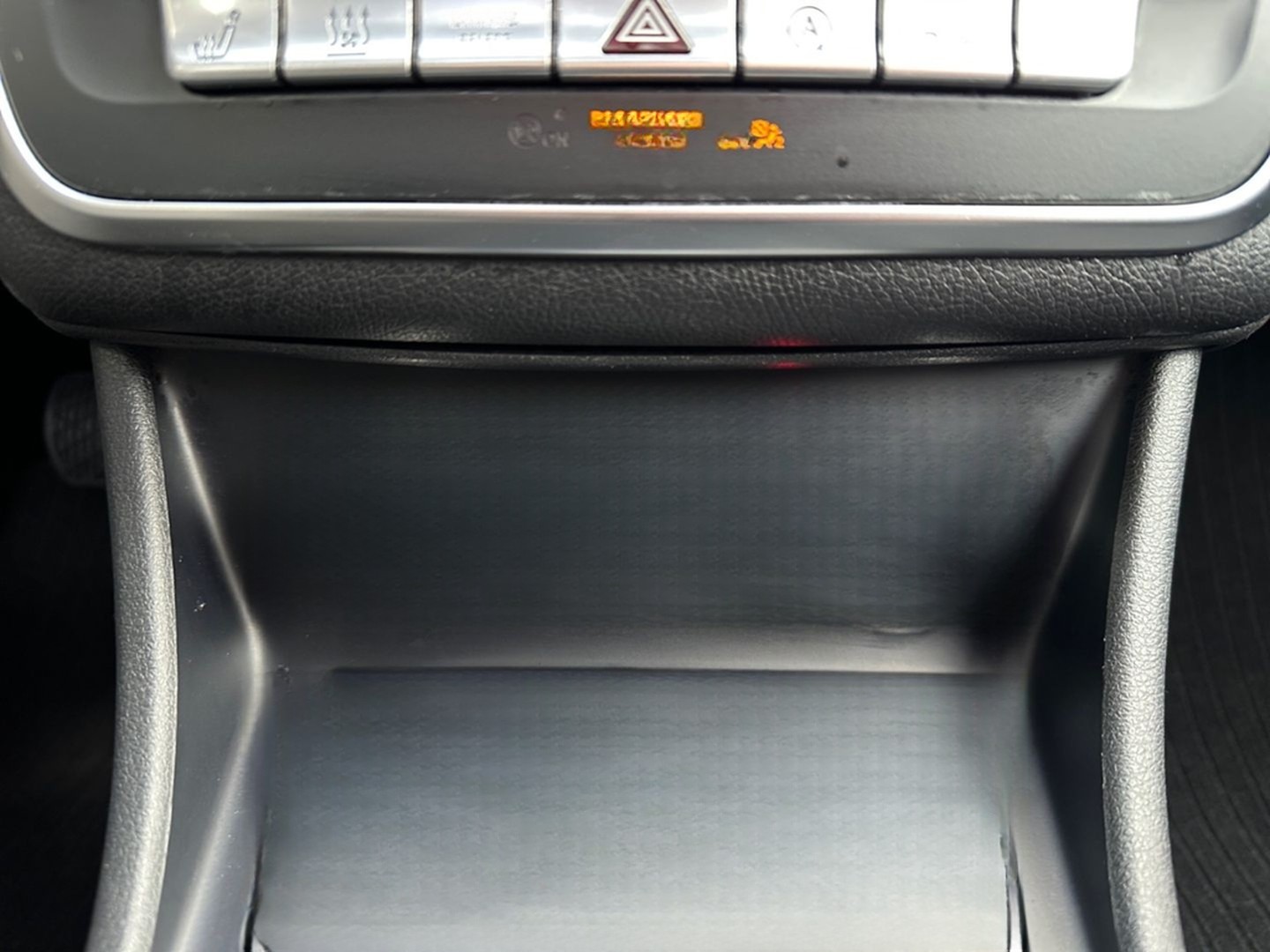 Mercedes-Benz CLA 200 Shooting Brake 7G Urban *LED*StHz*Pano* foto 28