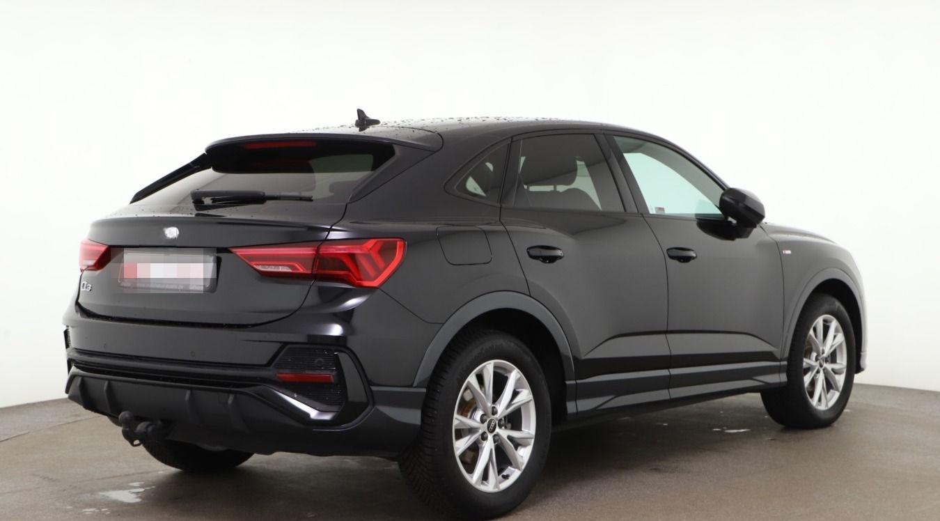 Audi Q3 Sportback 35 TFSI S line foto 2