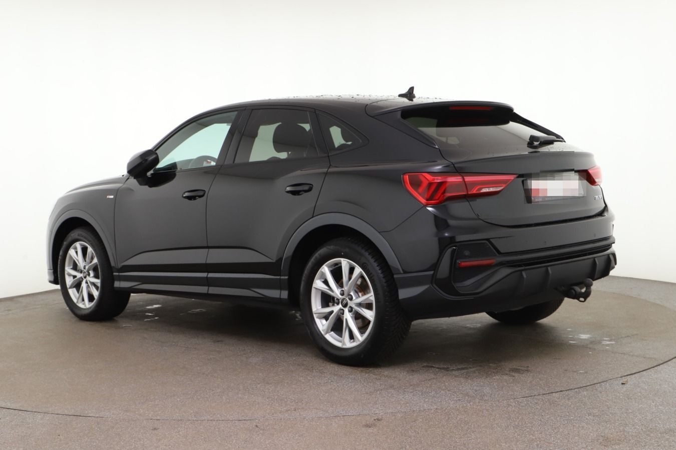 Audi Q3 Sportback 35 TFSI S line foto 3
