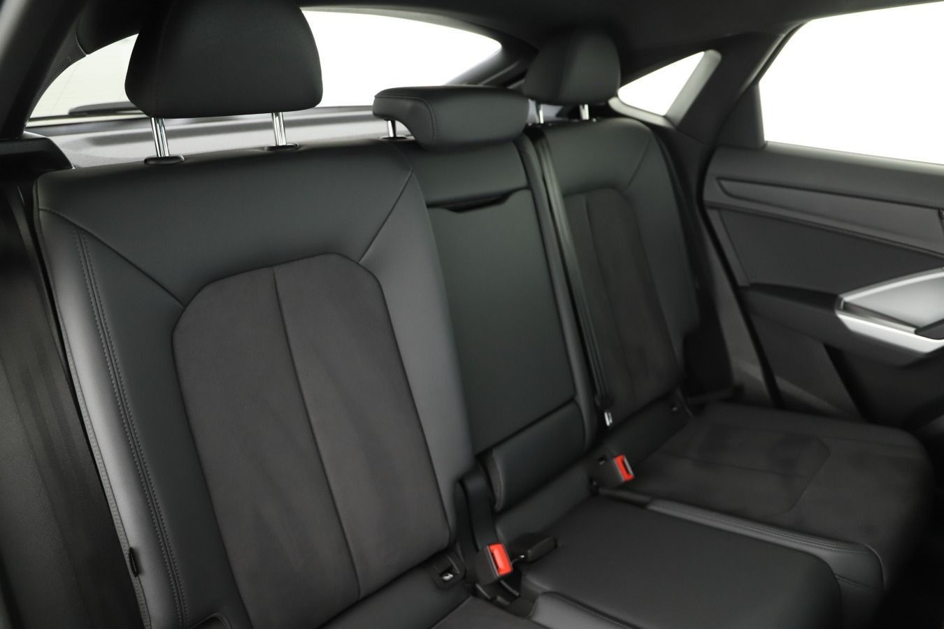 Audi Q3 Sportback 35 TFSI S line foto 5