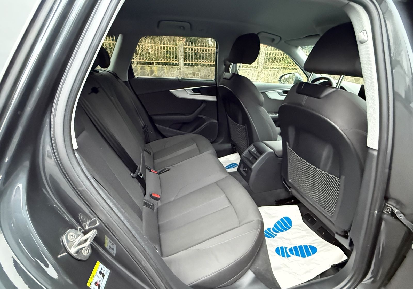 Audi A4 Avant 35 TDI basis foto 11