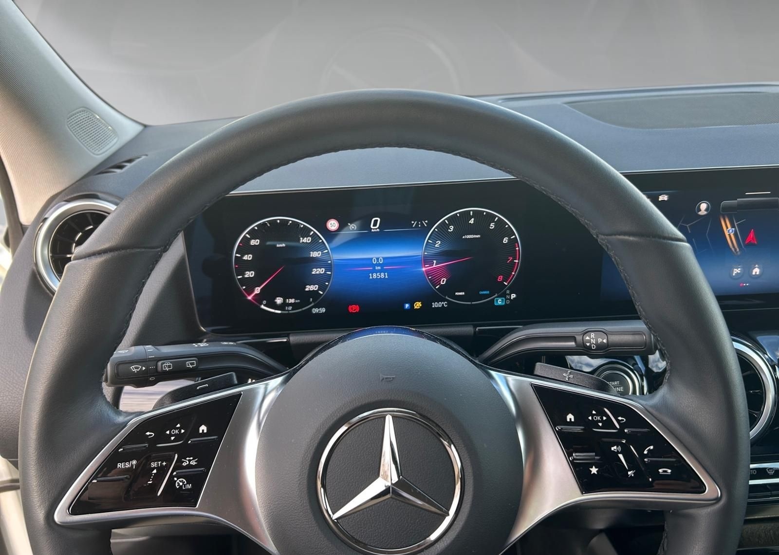 Mercedes-Benz GLA 180 Progressive+Advanced+Winter+Kam+PDC+LED+ foto 10