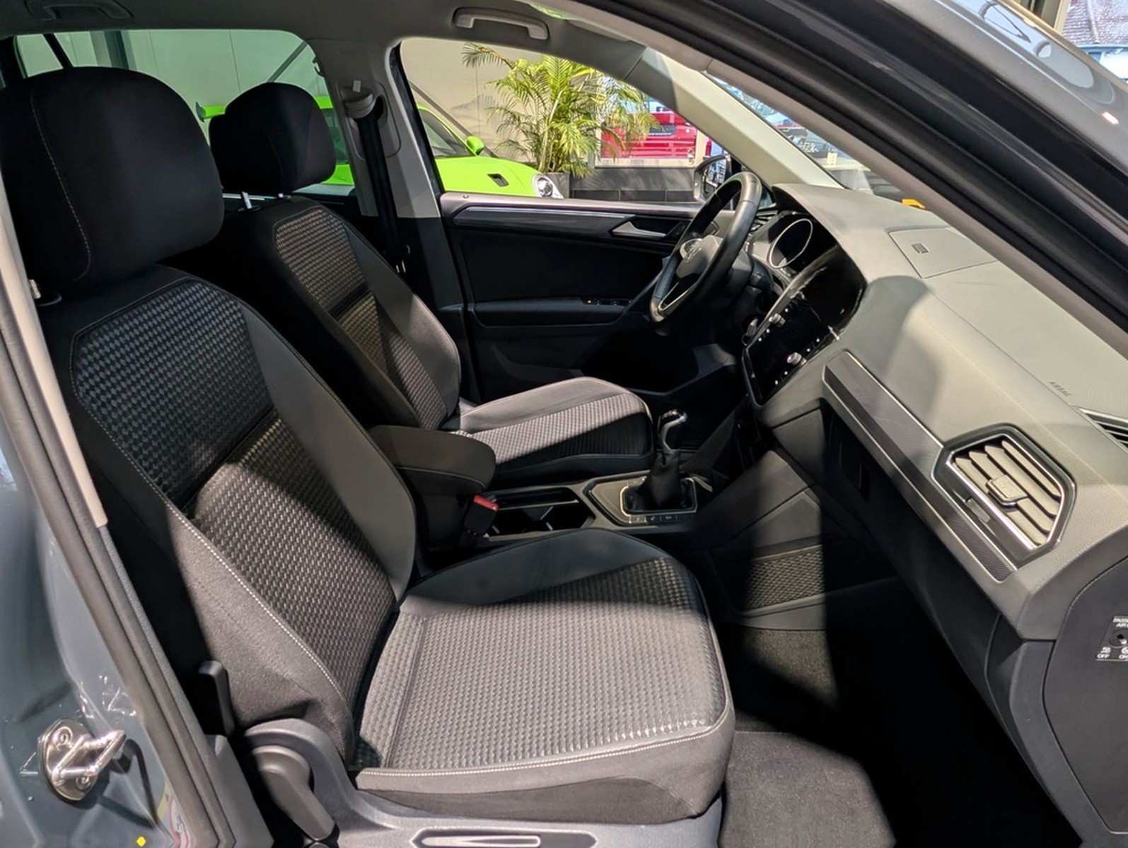 Volkswagen Tiguan 1.5 TSI OPF Life foto 11