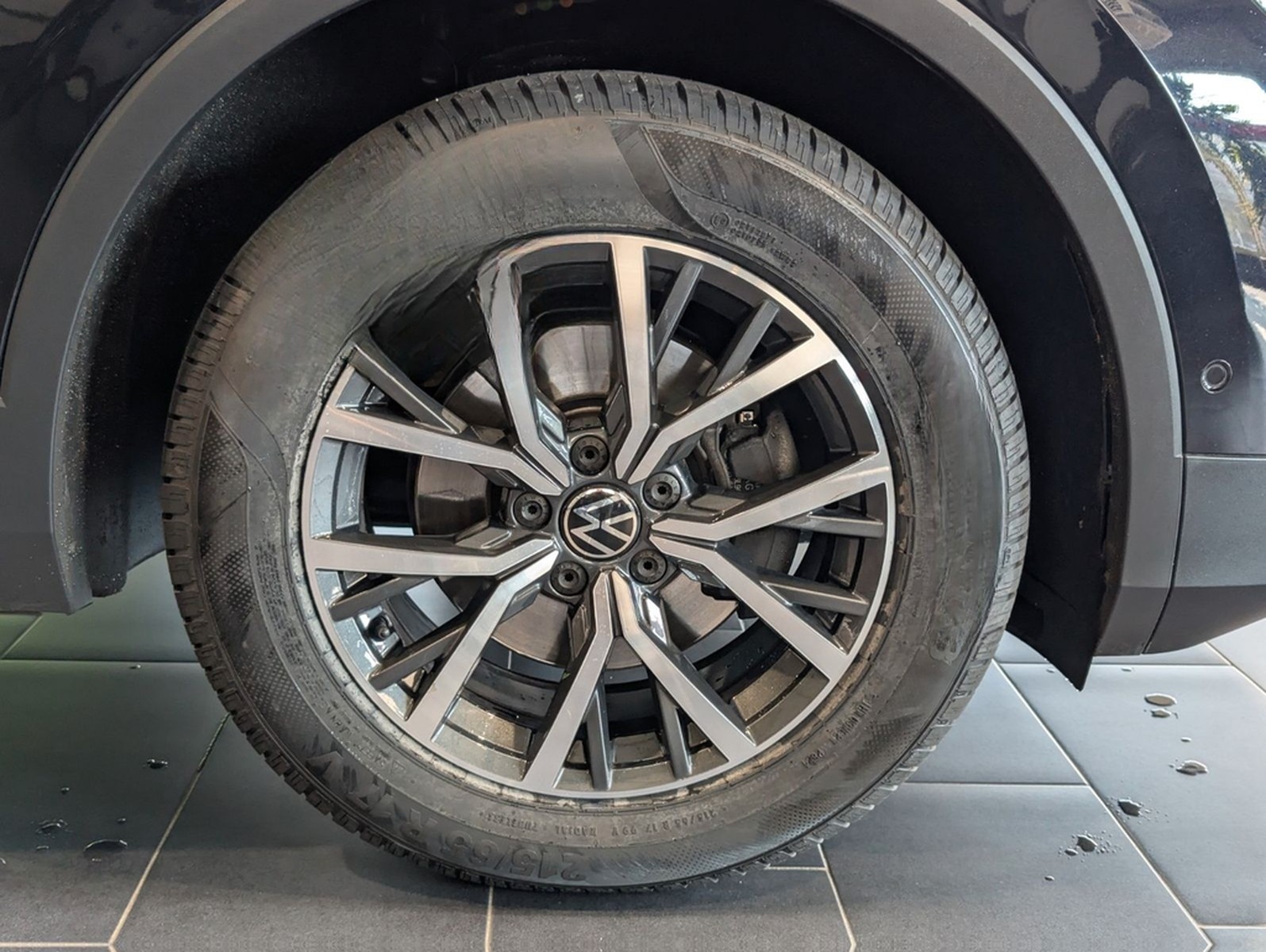 Volkswagen Tiguan 2.0 TDI SCR DSG Life 8-fach 1.Hand foto 14