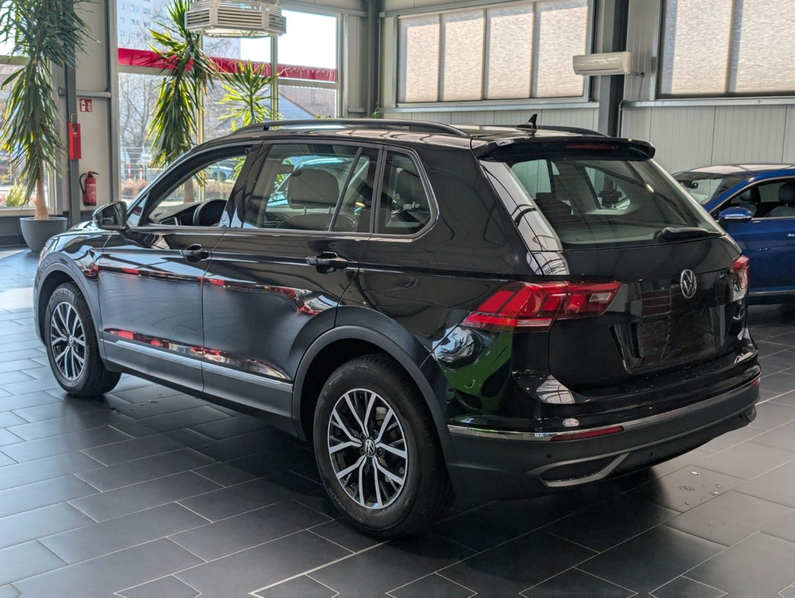 Volkswagen Tiguan 2.0 TDI SCR DSG Life 8-fach 1.Hand foto 4