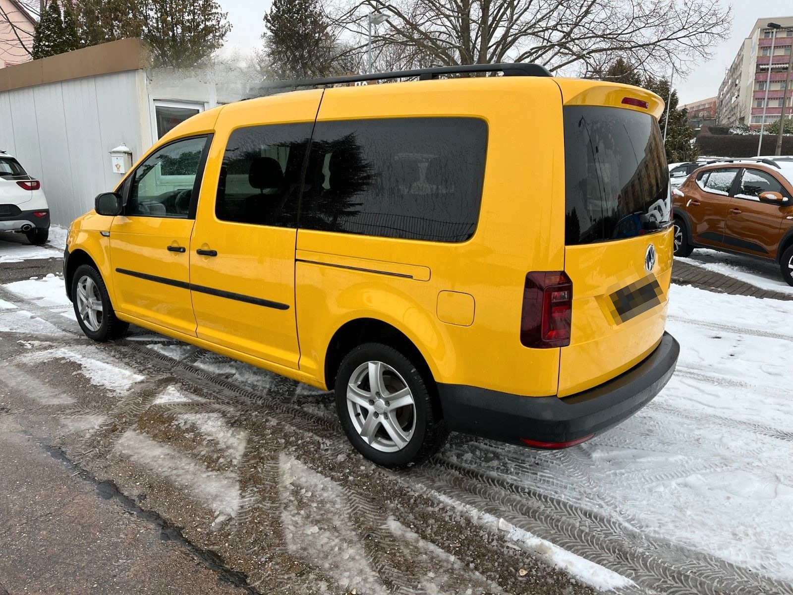 Volkswagen Caddy Maxi Trendline BMT KLima AHZV Insp.neu foto 8