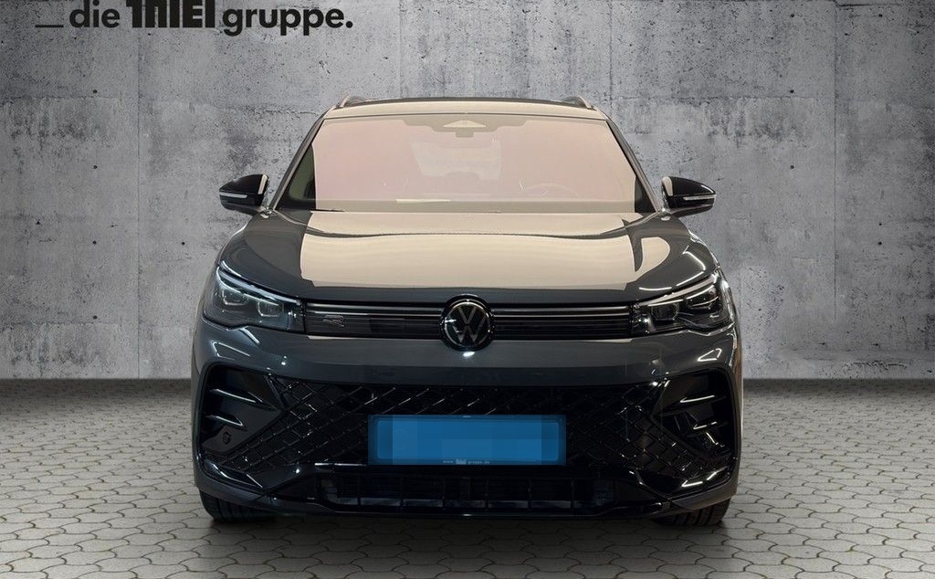 Volkswagen Tiguan 2.0 TDI R-Line DSG AHK+STHZ+ACC+RFK foto 2