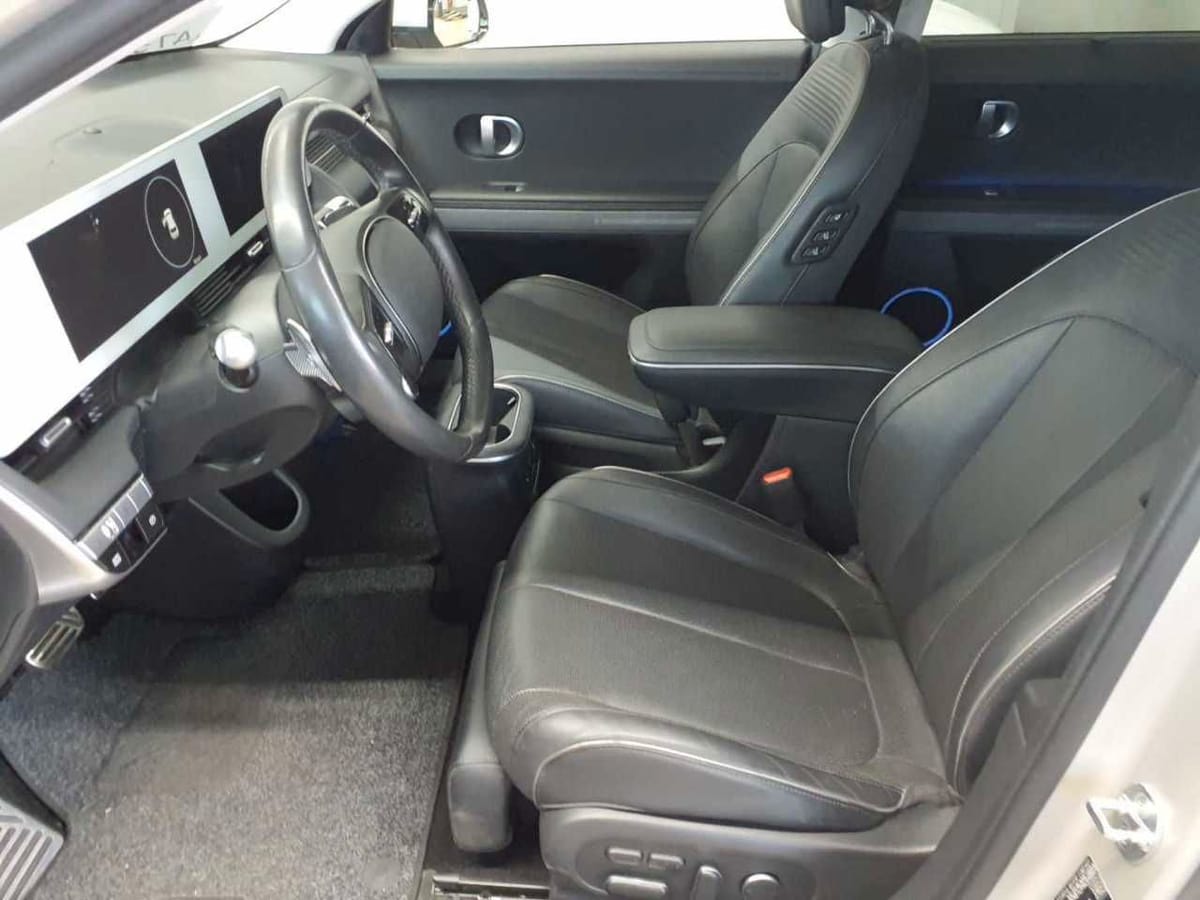 Hyundai IONIQ 5 72,6 kWh 4WD Uniq Navi Leder foto 8