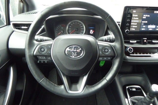 Toyota Corolla Comfort 1.Hand original 8.765 km! foto 21