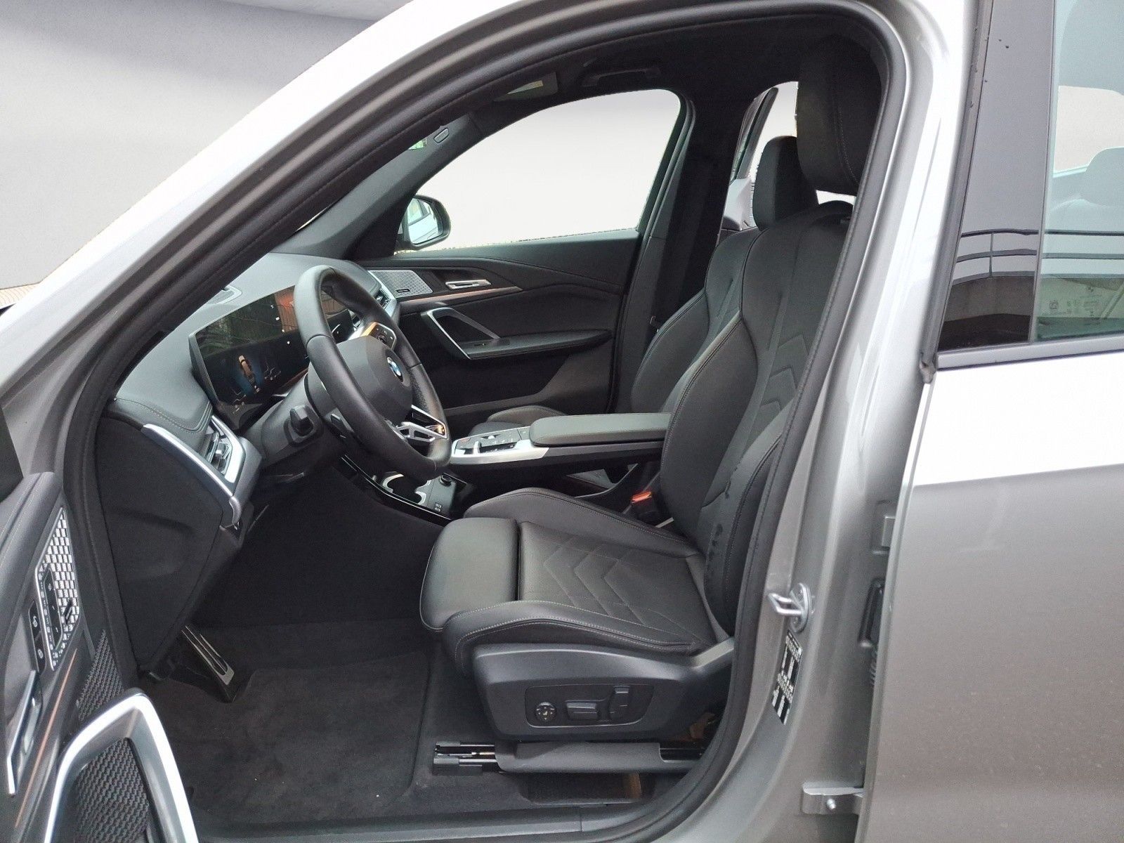 BMW X1 sDrive20i Steptronic M SPORT Driving Assistan foto 7