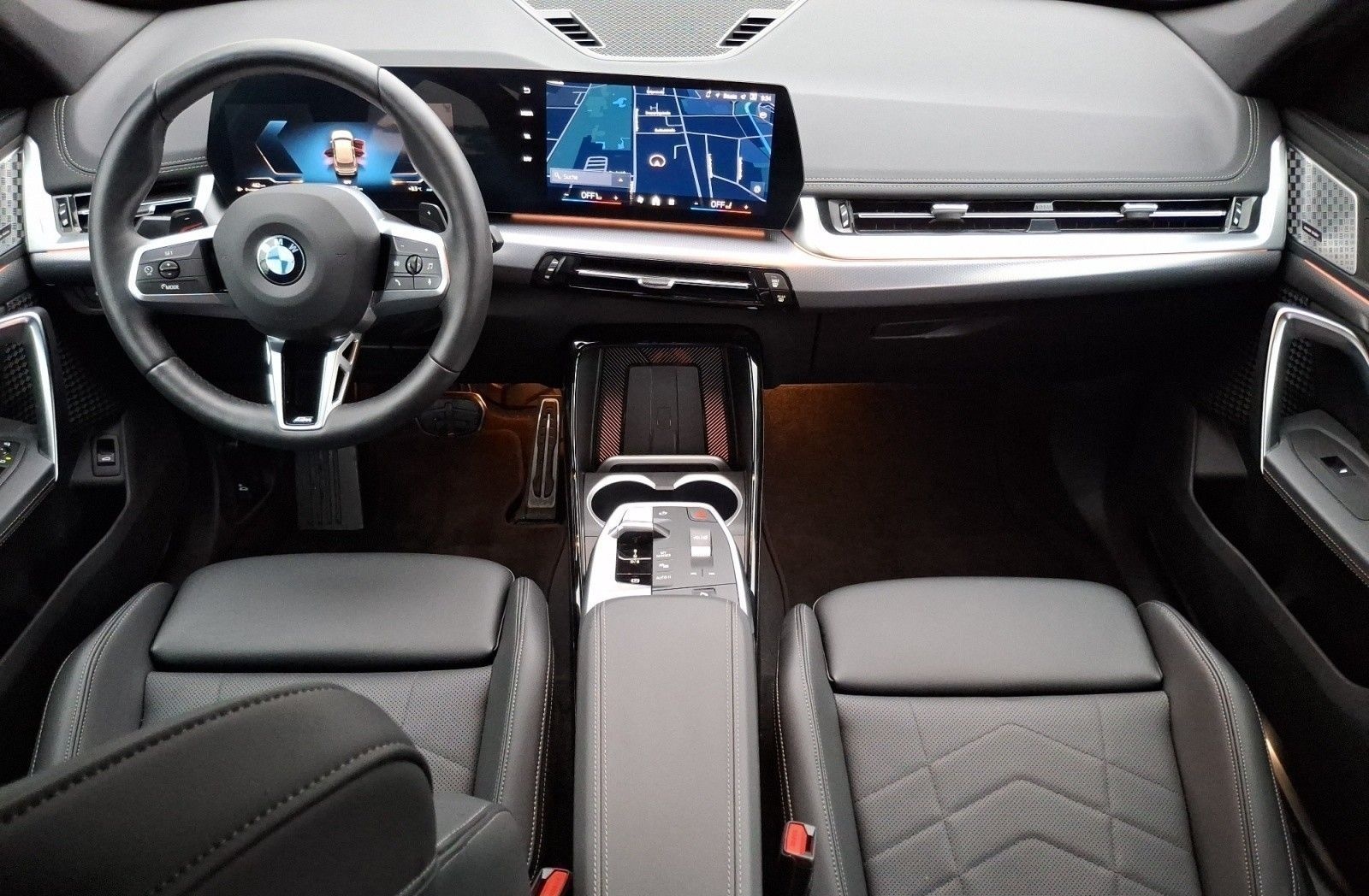 BMW X1 sDrive20i Steptronic M SPORT Driving Assistan foto 10