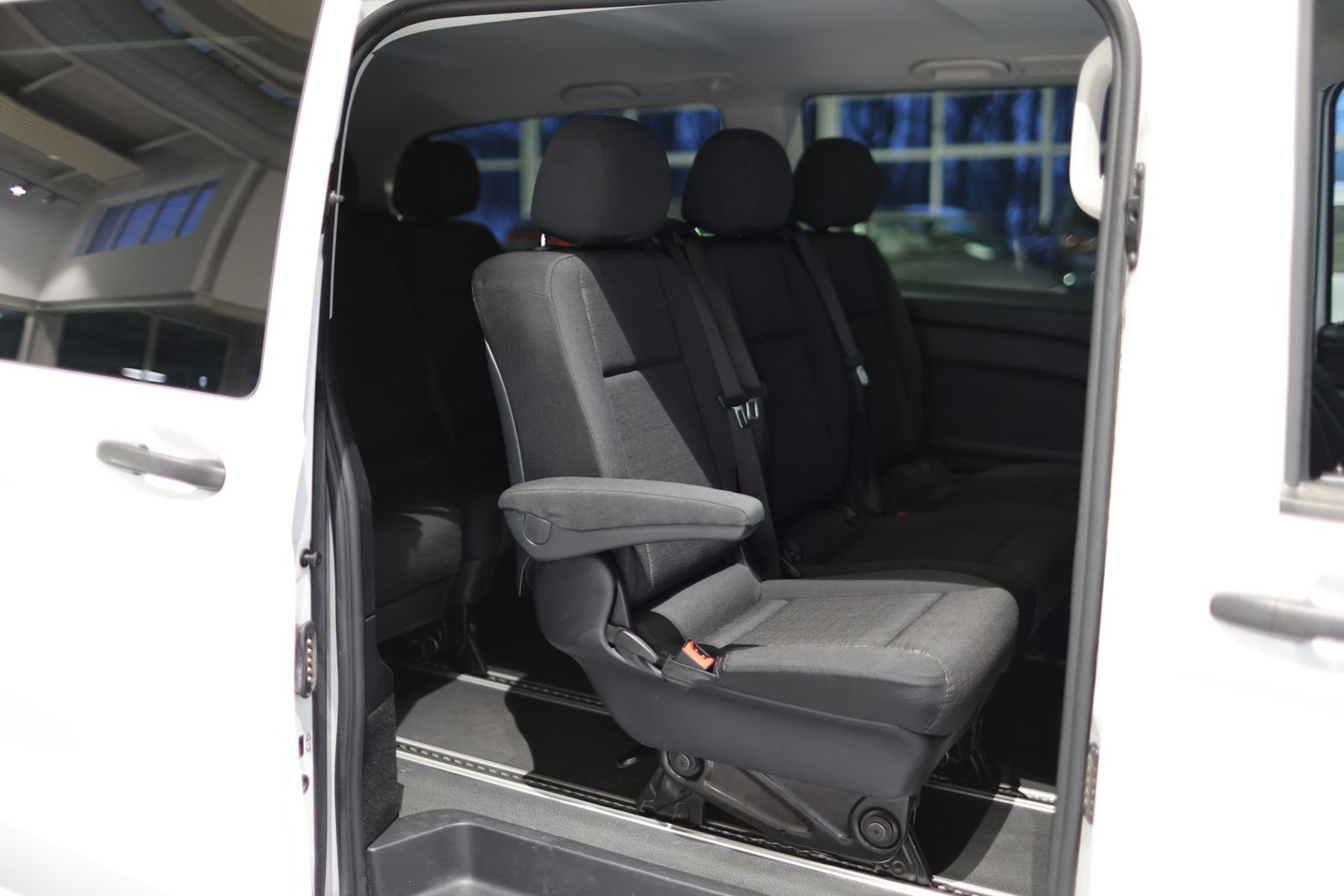 Mercedes-Benz Vito 116 CDI TOURER EXTRALANG EDITION 9-SITZER foto 13