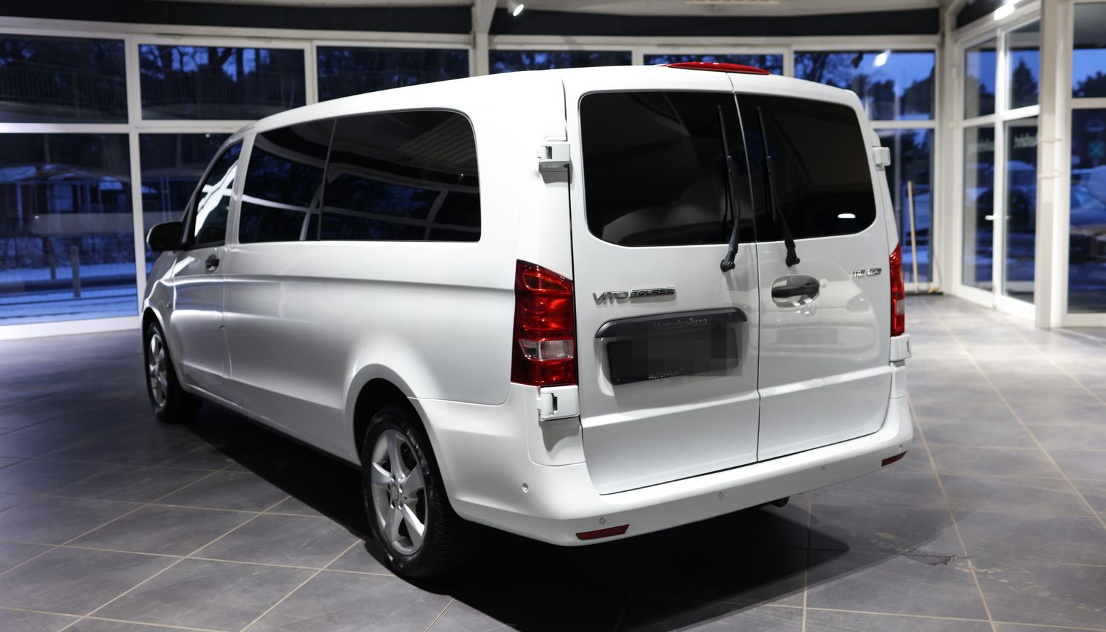 Mercedes-Benz Vito 116 CDI TOURER EXTRALANG EDITION 9-SITZER foto 4