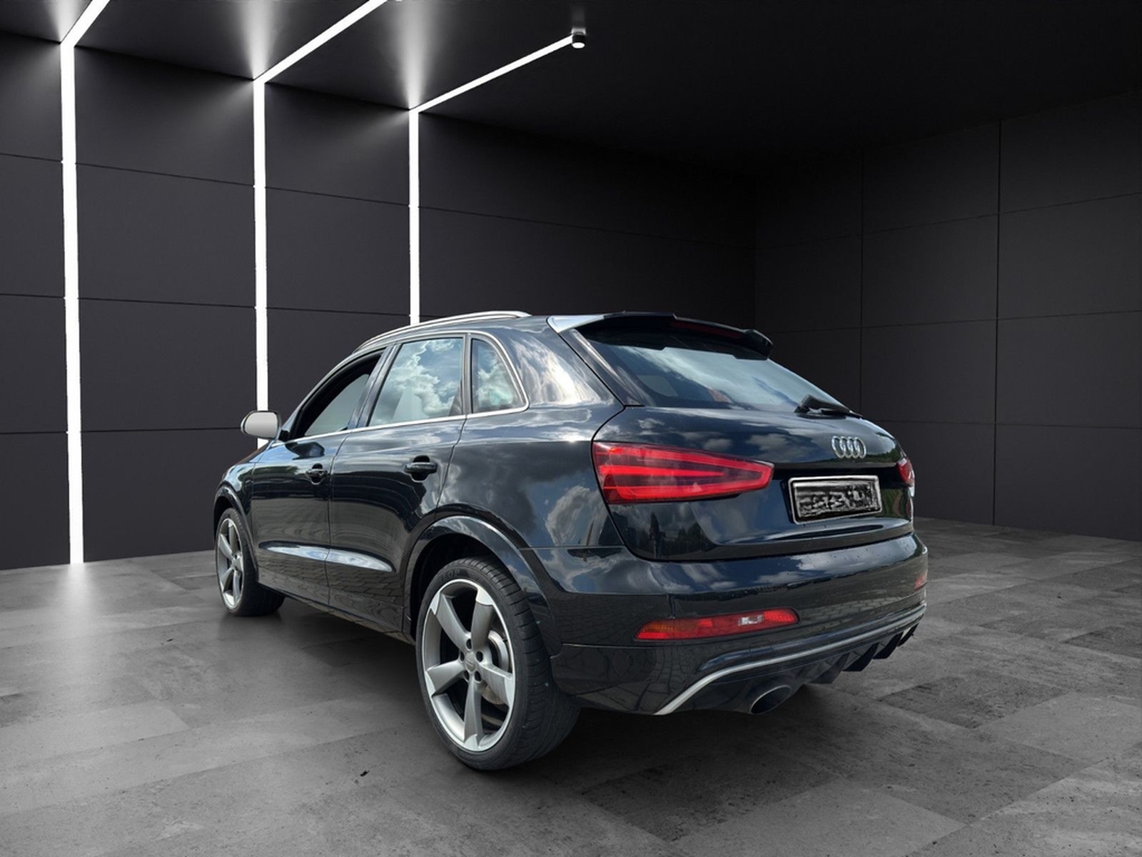 Audi RSQ3 2.5 TFSI quattro *Carbon*Bose*Pano*Naviplus foto 4