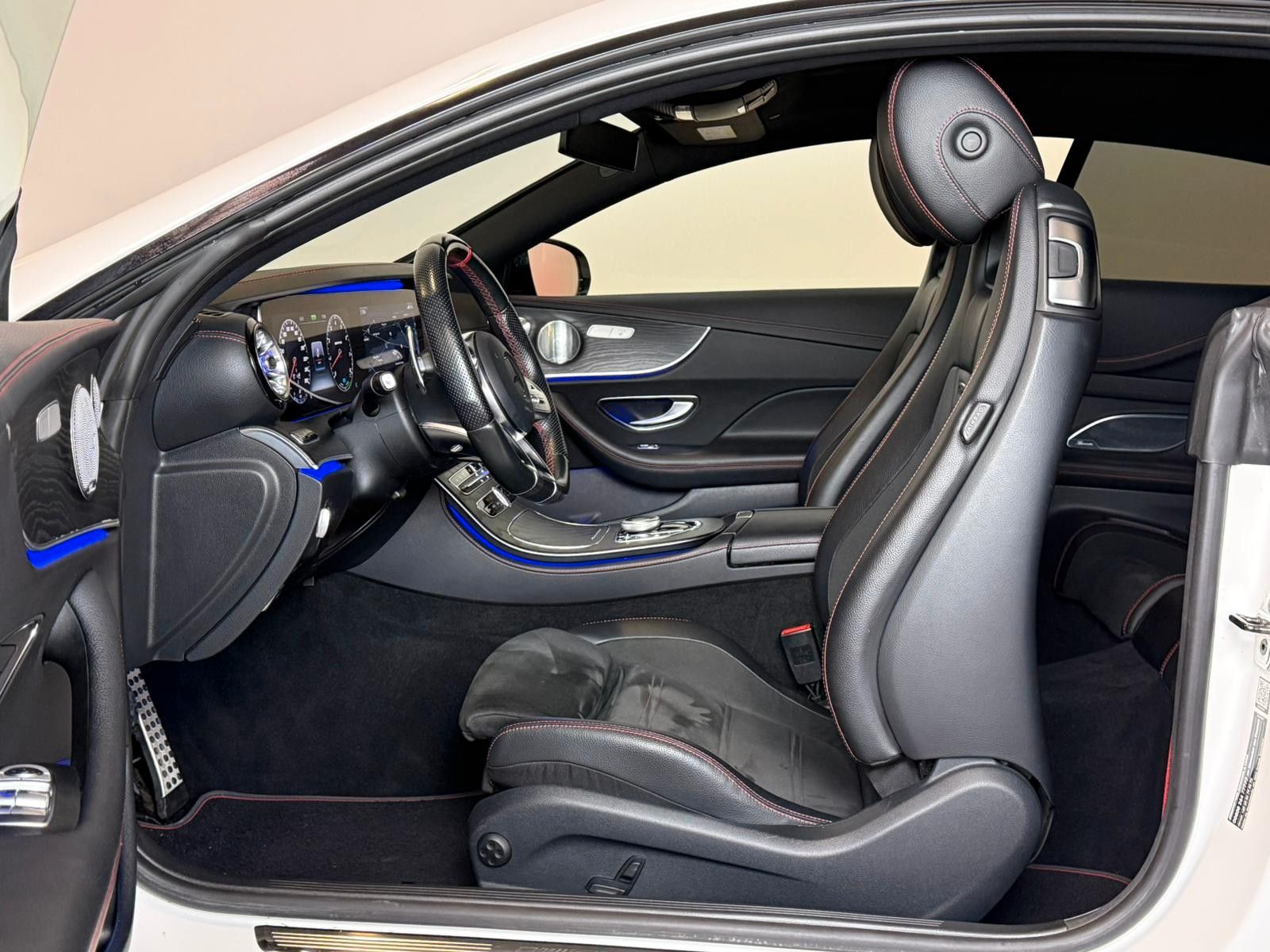 Mercedes-Benz E 53 AMG 4M Coupe LED PANO RFK Luft Burm 20Z foto 11