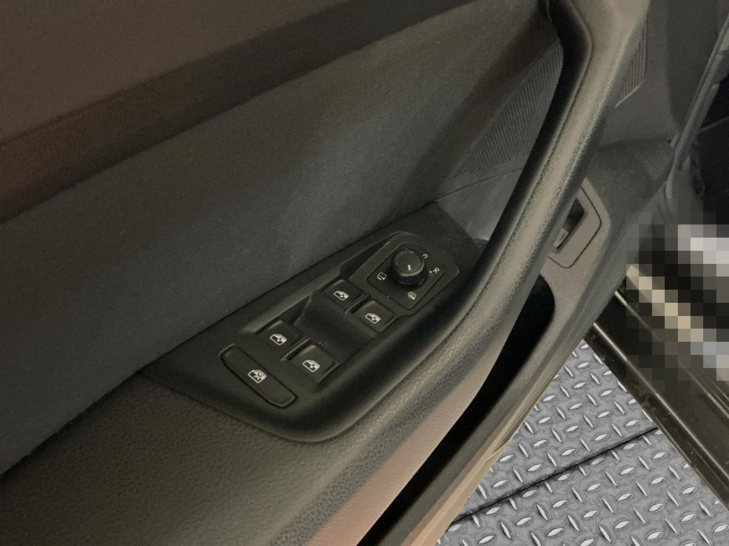 Volkswagen Passat Variant 2.0TDI 7-DSG Comfortline ACC LED  foto 18