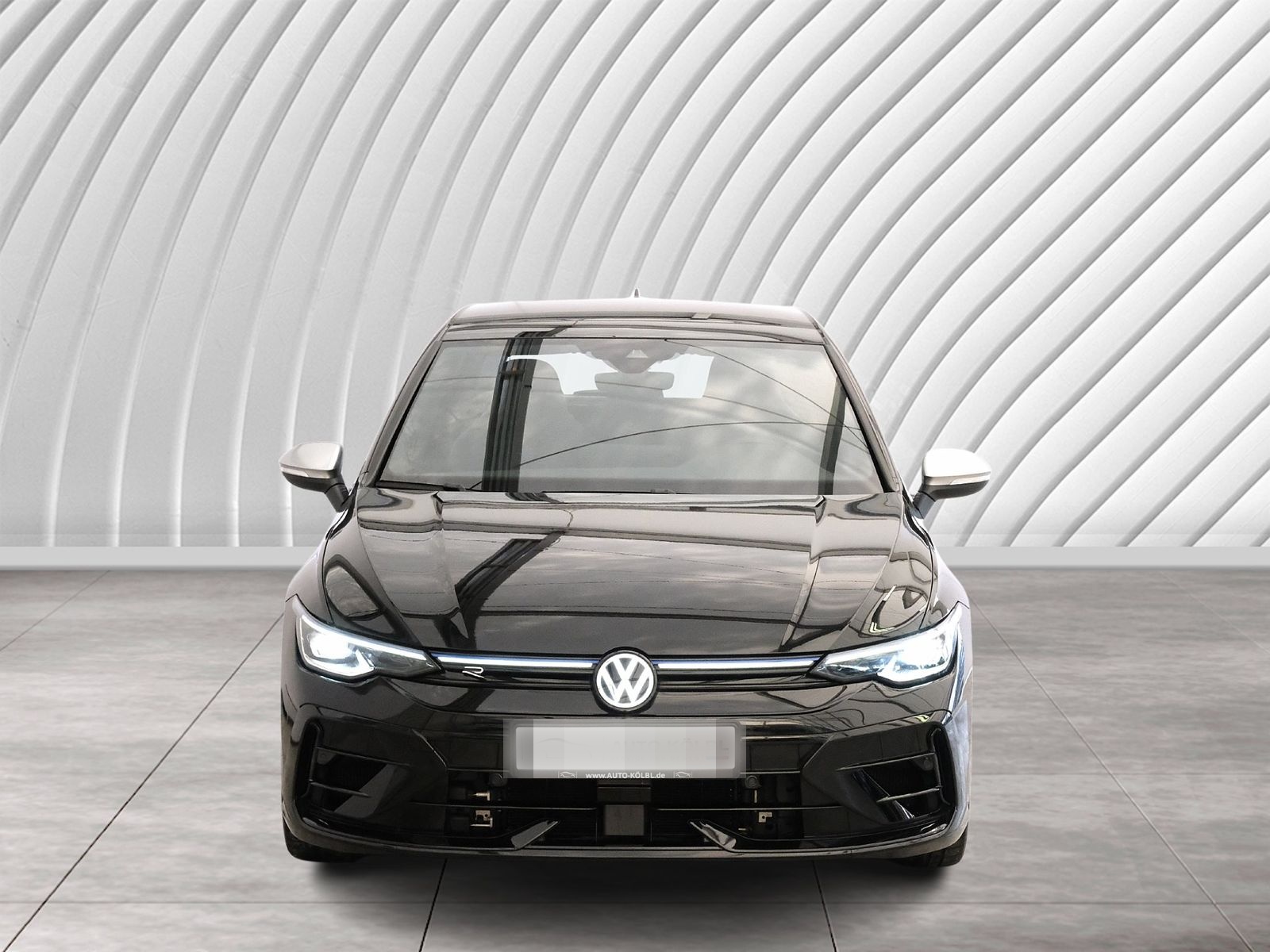 Volkswagen Golf R VIII Lim. 2.0 TSI 245 kW 4Motion foto 2