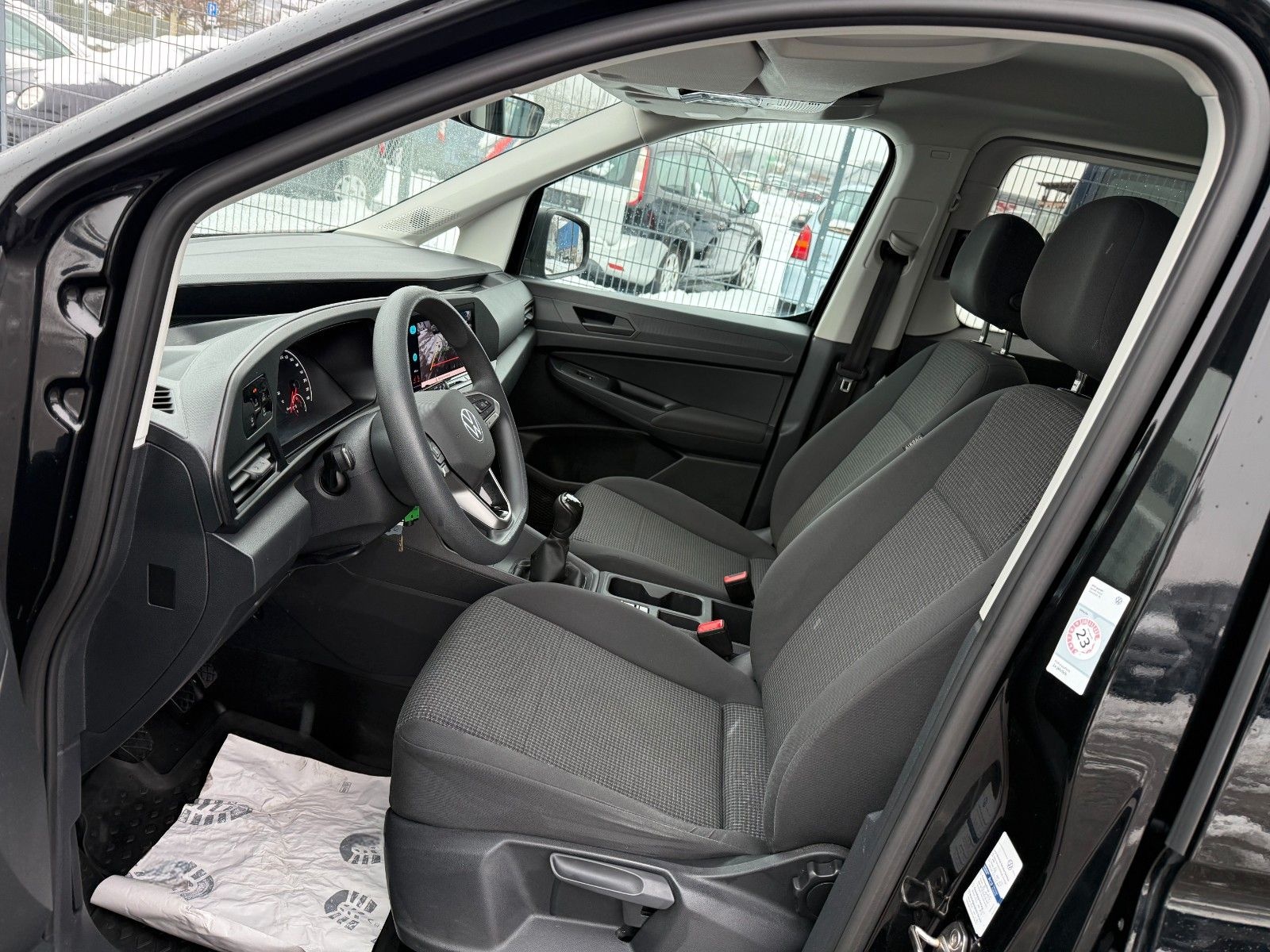 Volkswagen Caddy Maxi 2,0 TDI*KAMERA*DAB*AHK*WINTERPAKET* foto 17