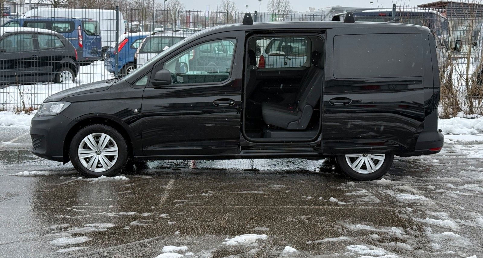 Volkswagen Caddy Maxi 2,0 TDI*KAMERA*DAB*AHK*WINTERPAKET* foto 7