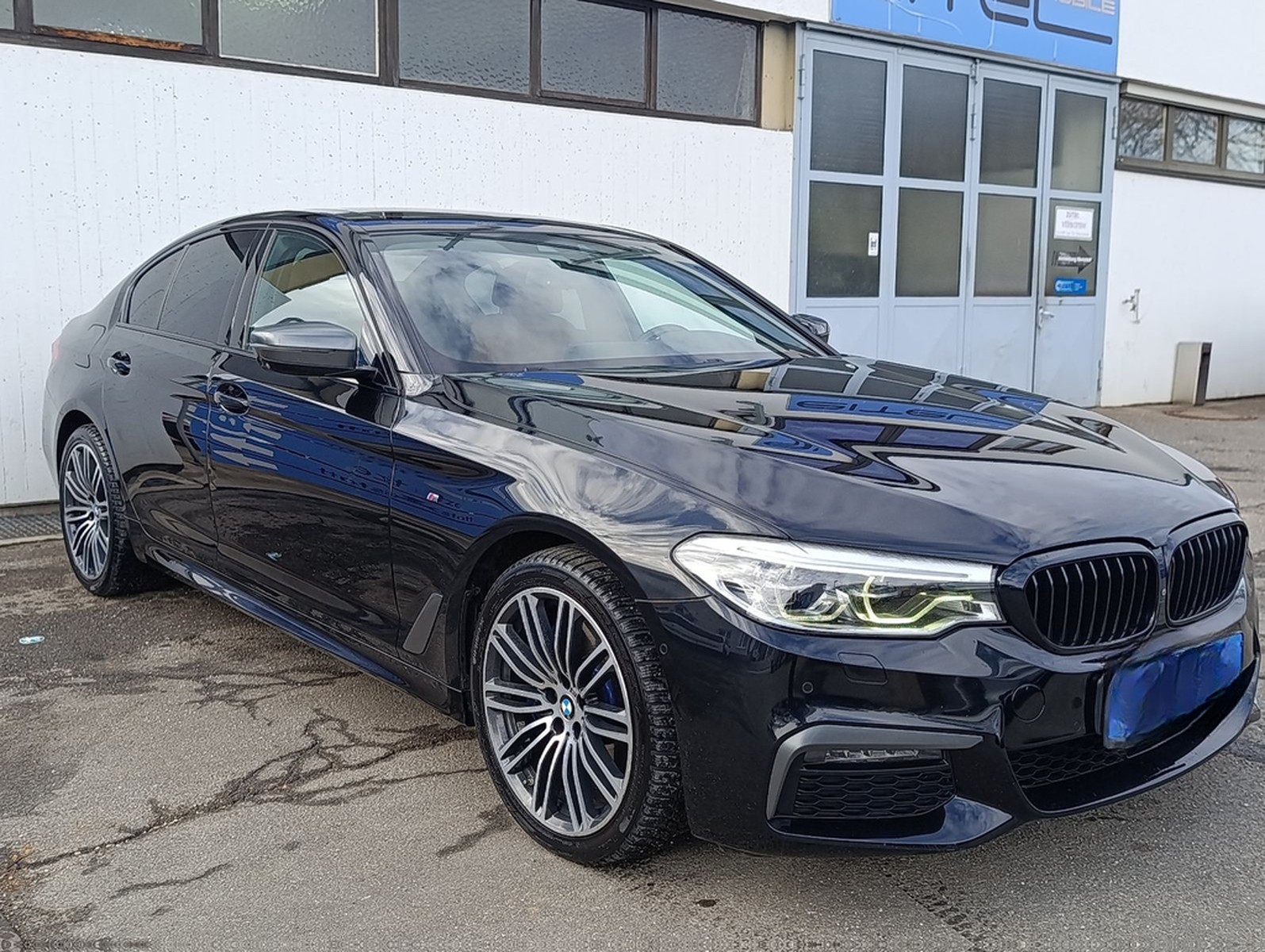 BMW Limousine 530 d xDrive M Sport Schiebedach LED foto 2