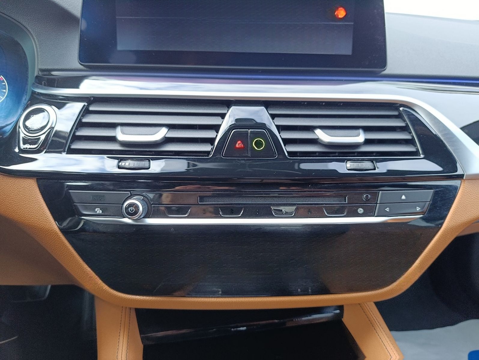 BMW Limousine 530 d xDrive M Sport Schiebedach LED foto 24