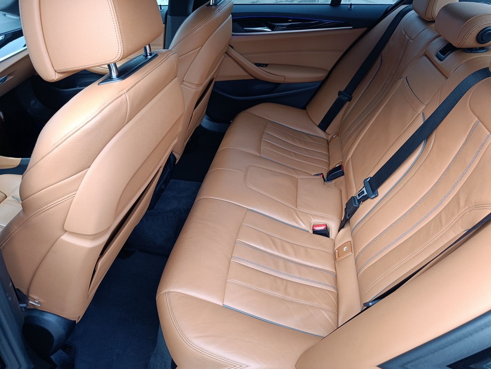 BMW Limousine 530 d xDrive M Sport Schiebedach LED foto 28
