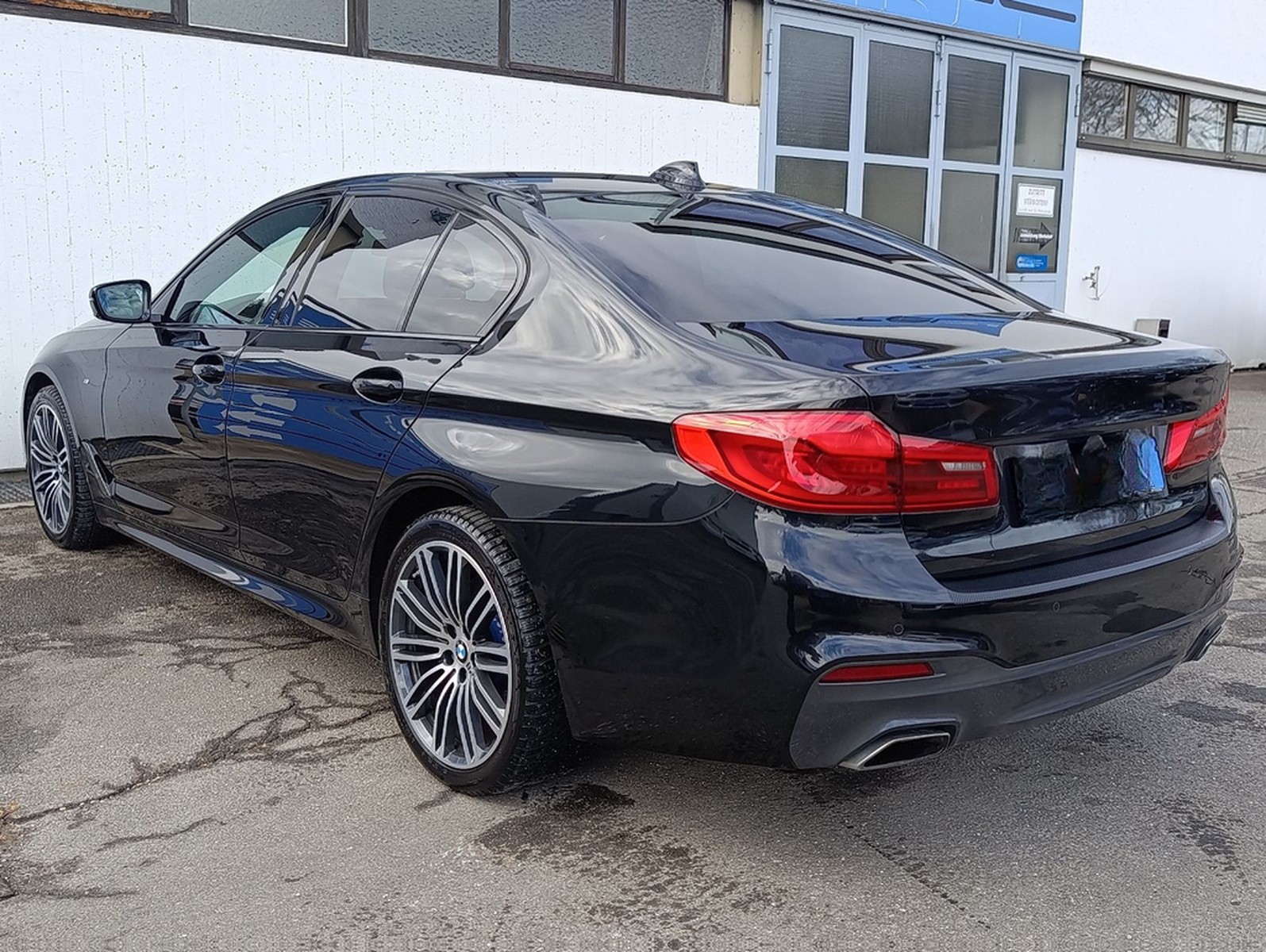 BMW Limousine 530 d xDrive M Sport Schiebedach LED foto 4