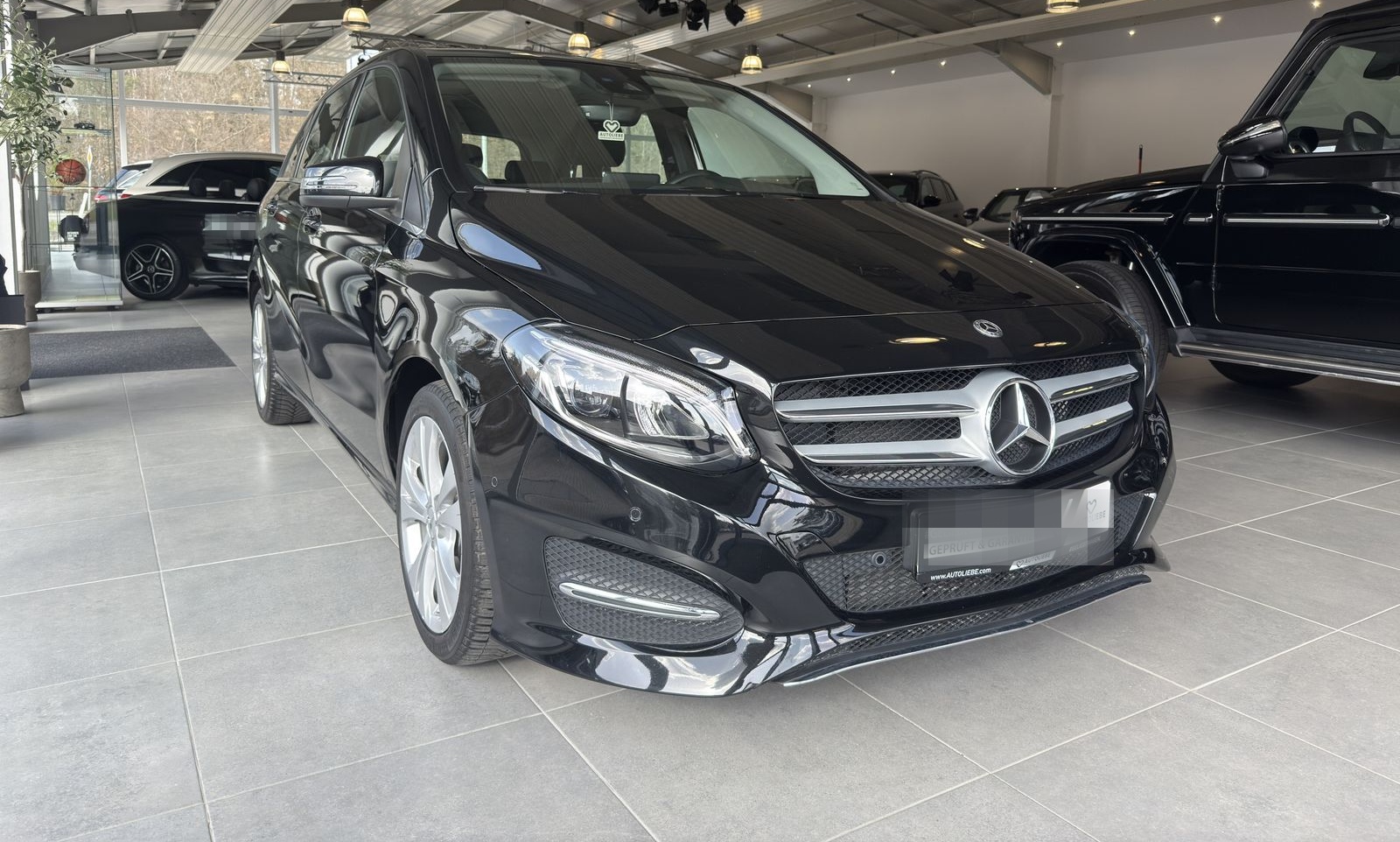 Mercedes-Benz B 200 Urban Style Edition LED*RFK*NAVI*SHZ foto 2