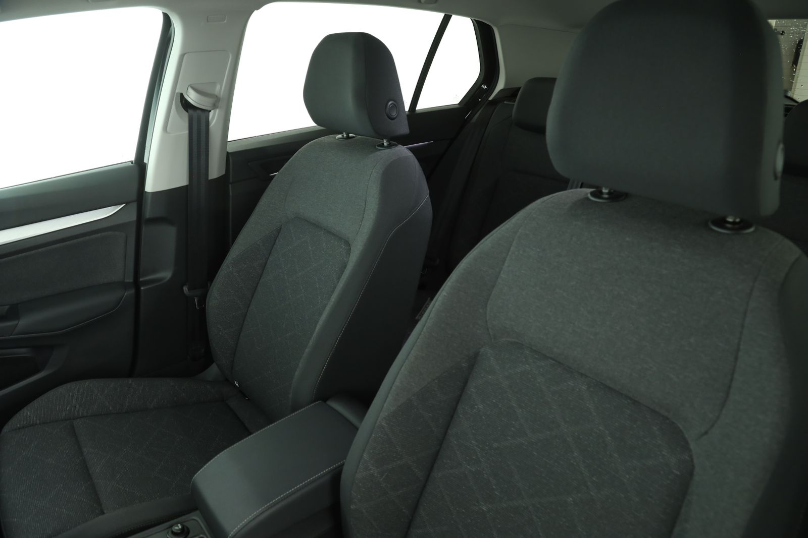 Volkswagen Golf VIII 2.0 TDI DSG Life | NAVI | LED | ACC | foto 14