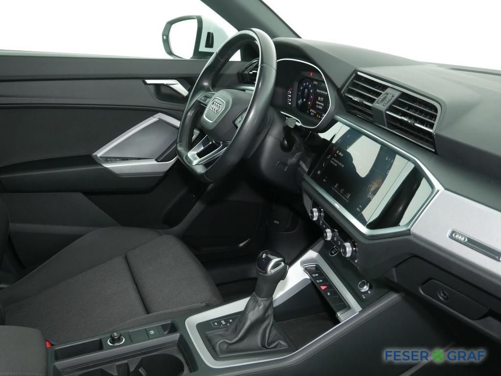 Audi Q3 35 TFSI S tronic S Line Ext LED Sportsitze foto 2