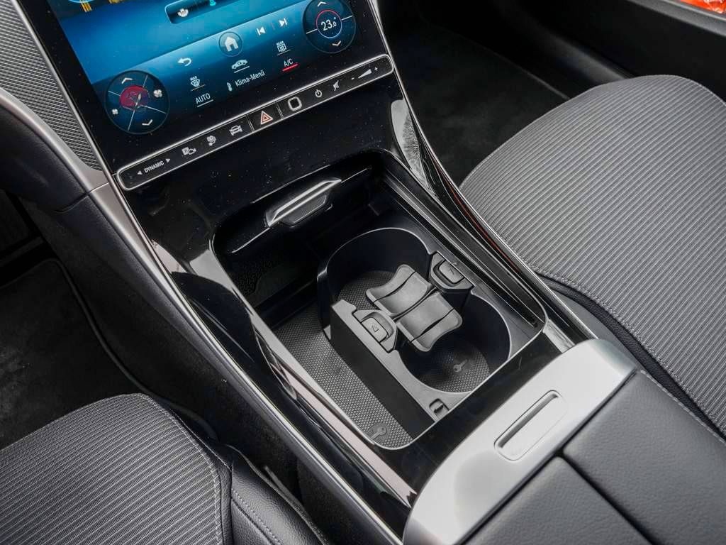 Mercedes-Benz C 300 e T AVANTGARDE DISTRONIC HUD MEMORY APPLE foto 13