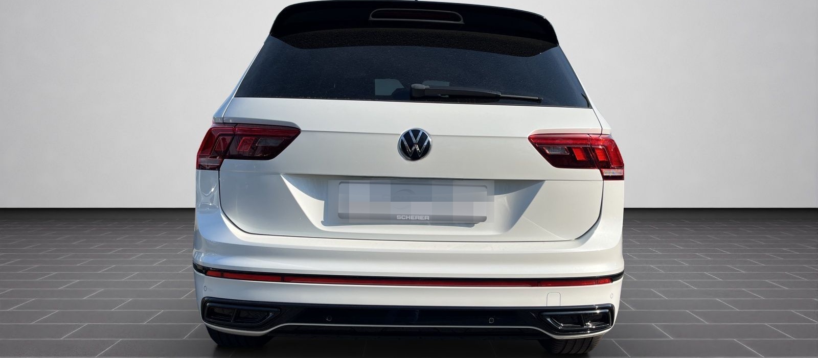 Volkswagen Tiguan 1.5 TSI DSG R-Line Navi, STHZ, AHK, App-C foto 6