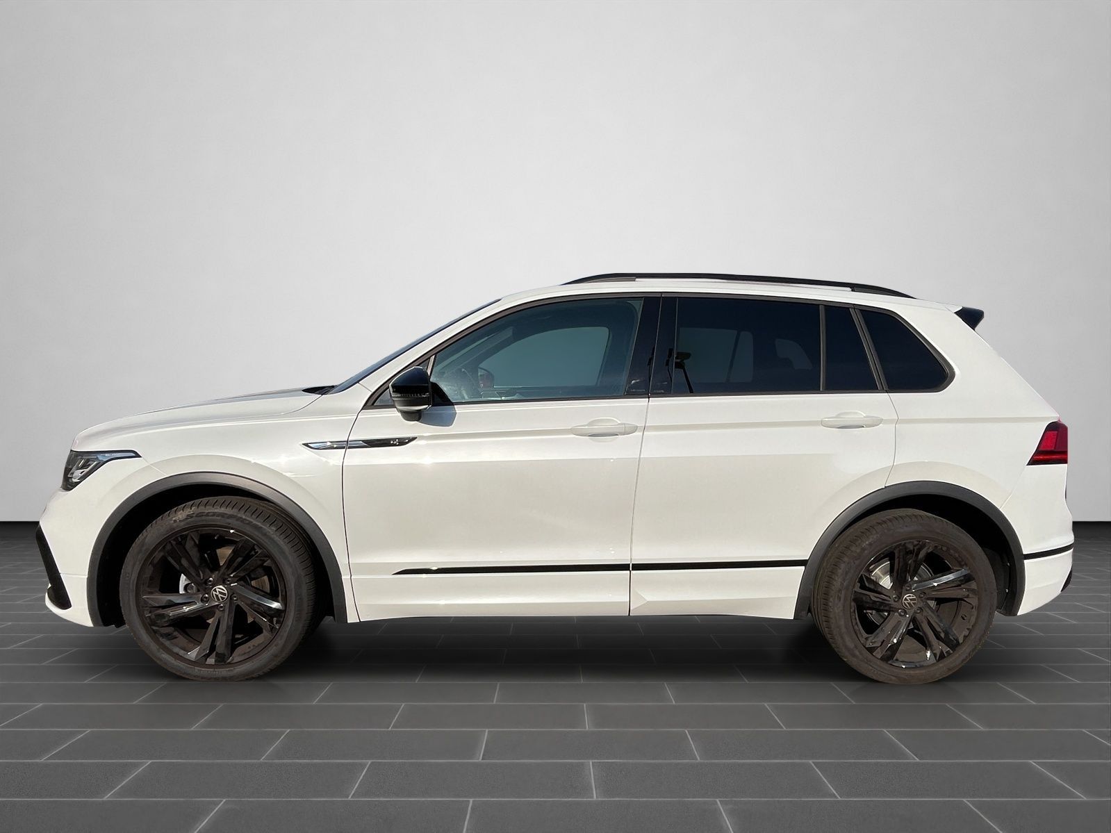 Volkswagen Tiguan 1.5 TSI DSG R-Line Navi, STHZ, AHK, App-C foto 7