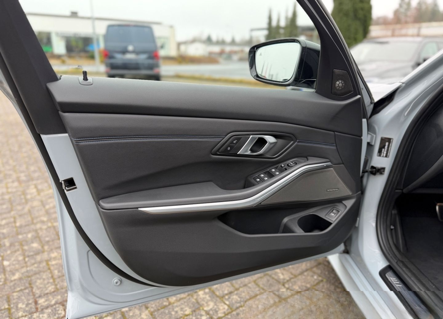 BMW 320 d Tour. xDrive M SPORT *AHK*ACC*STH*H&K*19'' foto 14