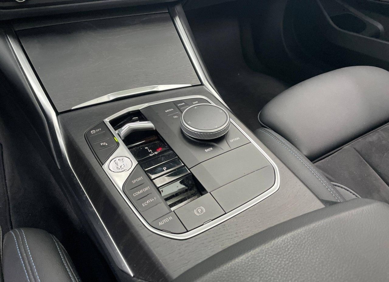 BMW 330d Touring xDrive M SPORT PRO Pano AHK St&Go foto 10