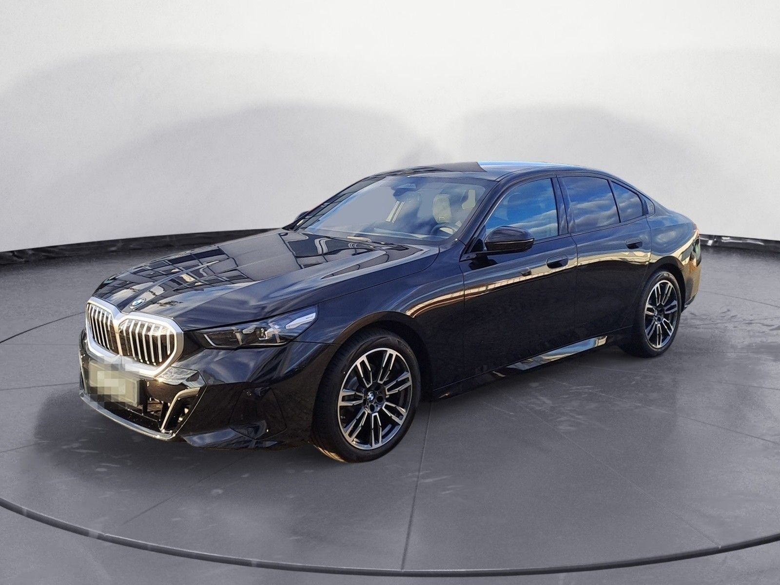 BMW 520d Limousine MSport Innovationspaket Travelpak foto 2