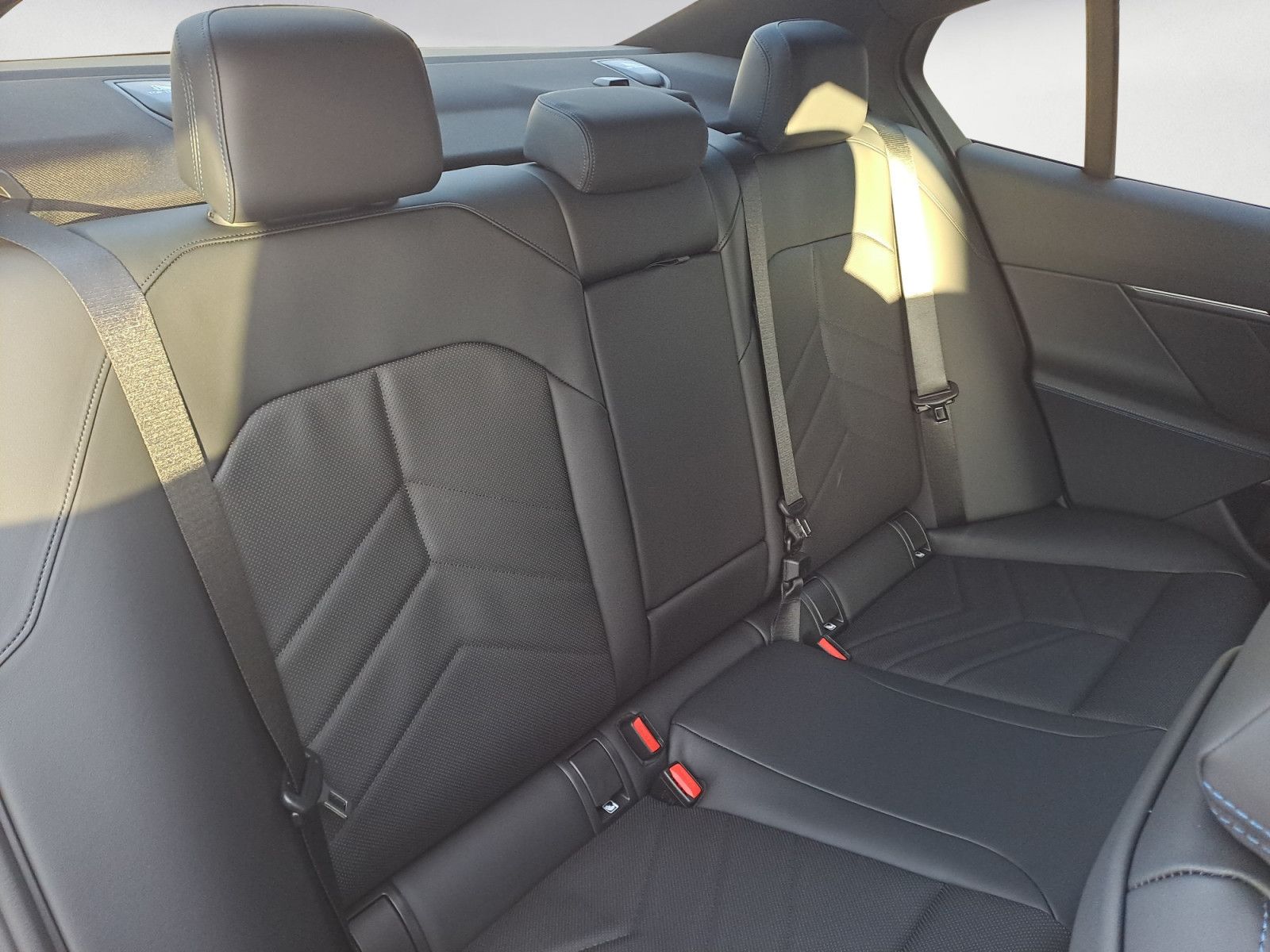 BMW 520d Limousine MSport Innovationspaket Travelpak foto 6